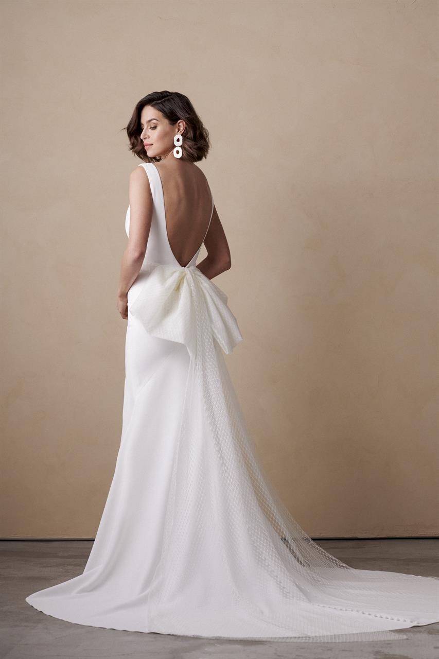 Photograph of the Indio gown from Marylise, one of our suggestions for a beautiful Christmas wedding dress