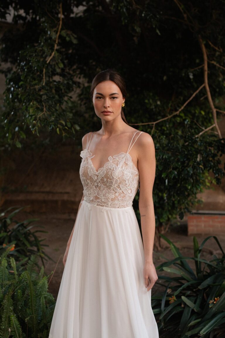 Long sleeves, elegant boho wedding dress with modern and floaty skirt